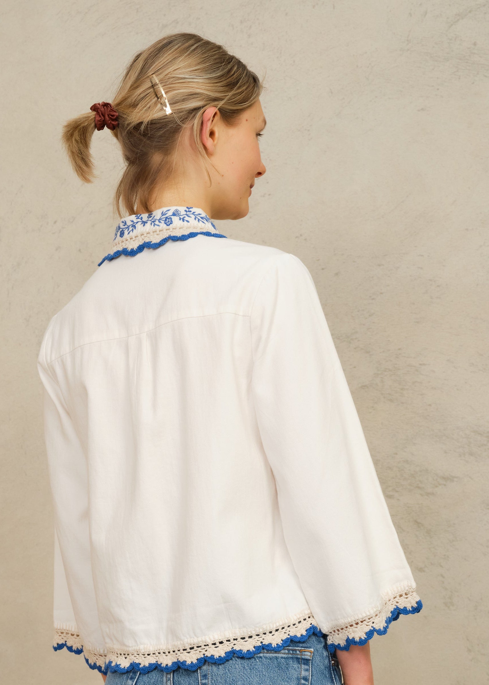 Frady Crochet Trim Top - Ivory/Blue