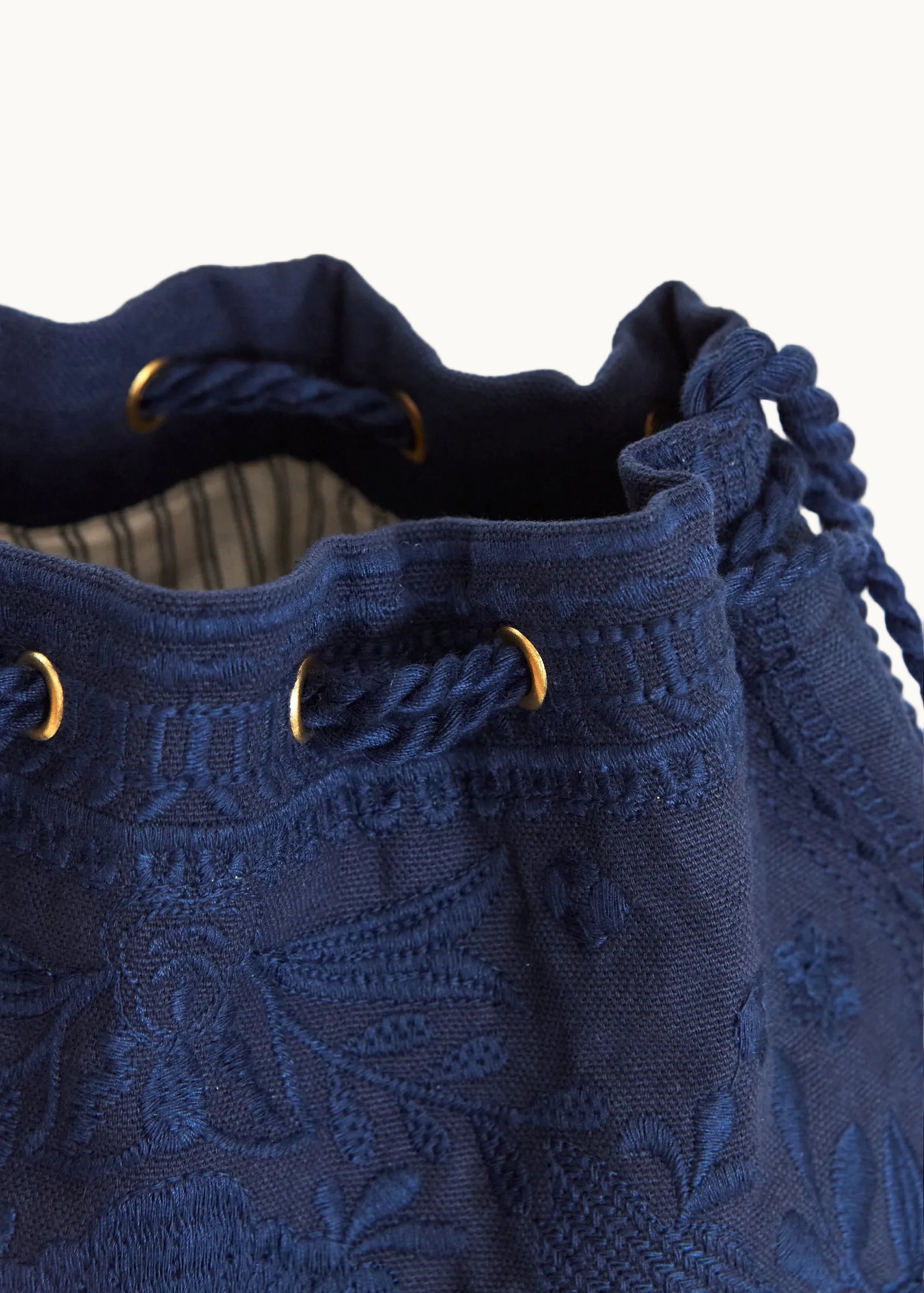 Averi Pouch - Navy